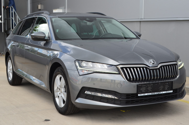 ŠKODA SUPERB COMBI 2.0 TDI DSG AMBITION VIRTUAL COCPIT NAVI ADAPTIV TEMPOMAT LANE ASISST 150 PS