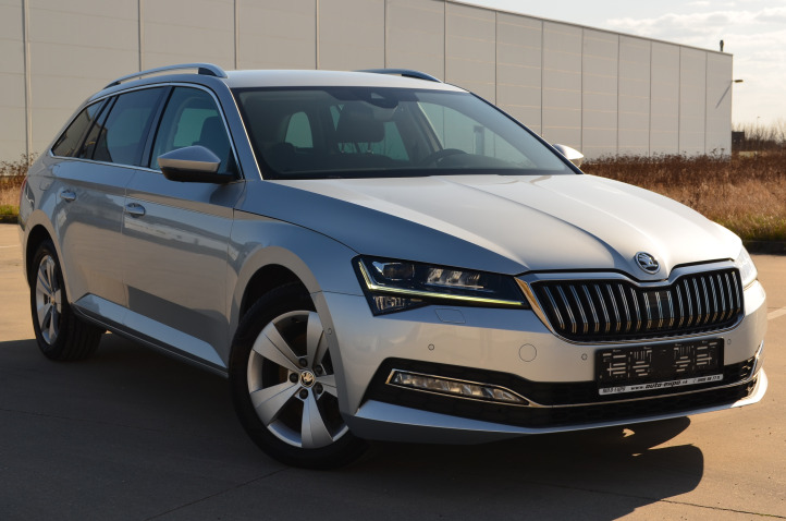ŠKODA SUPERB 2.0 TDI COMBI DSG STYLE 150PS VIRTUAL COCPIT 360 KAMERA ADAPTIV ŤAŽNÉ CRYSTAL LED MATRIX KESSY