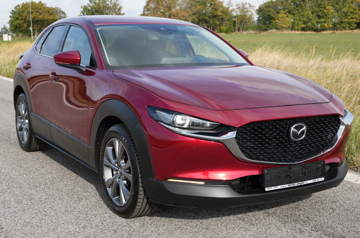 MAZDA CX-30 2.0 SKYACTIVE-X | GT SELECTION | 180 PS | KAMERA | BOSE® AUDIO | LED MATRIX | 18ALU | ŤAŽNÉ ZAR | ZÁRUKA | SOUL RED CRYSTAL