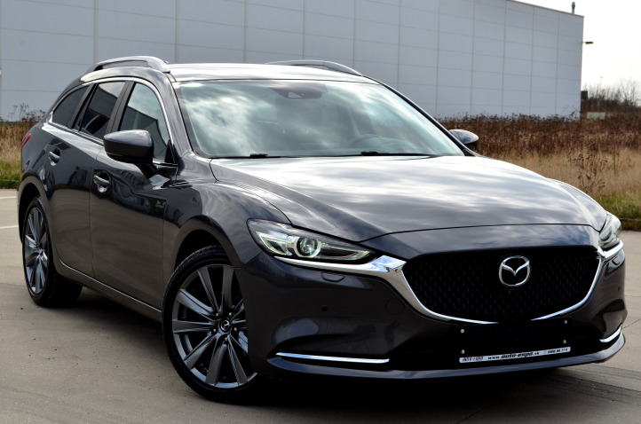 MAZDA 6 COMBI 2.5 SKYACTIV-G TAKUMI PLUS SIGNATURE 194 PS HEAD-UP 360 STUPŇOV KAMERA LED ADAPTIV TEMPOMAT *** 33.000 KM ***